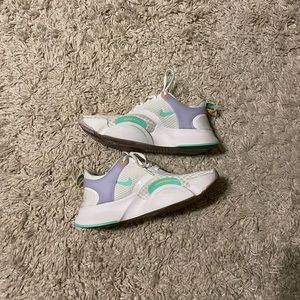 Nike womens superrep size 7